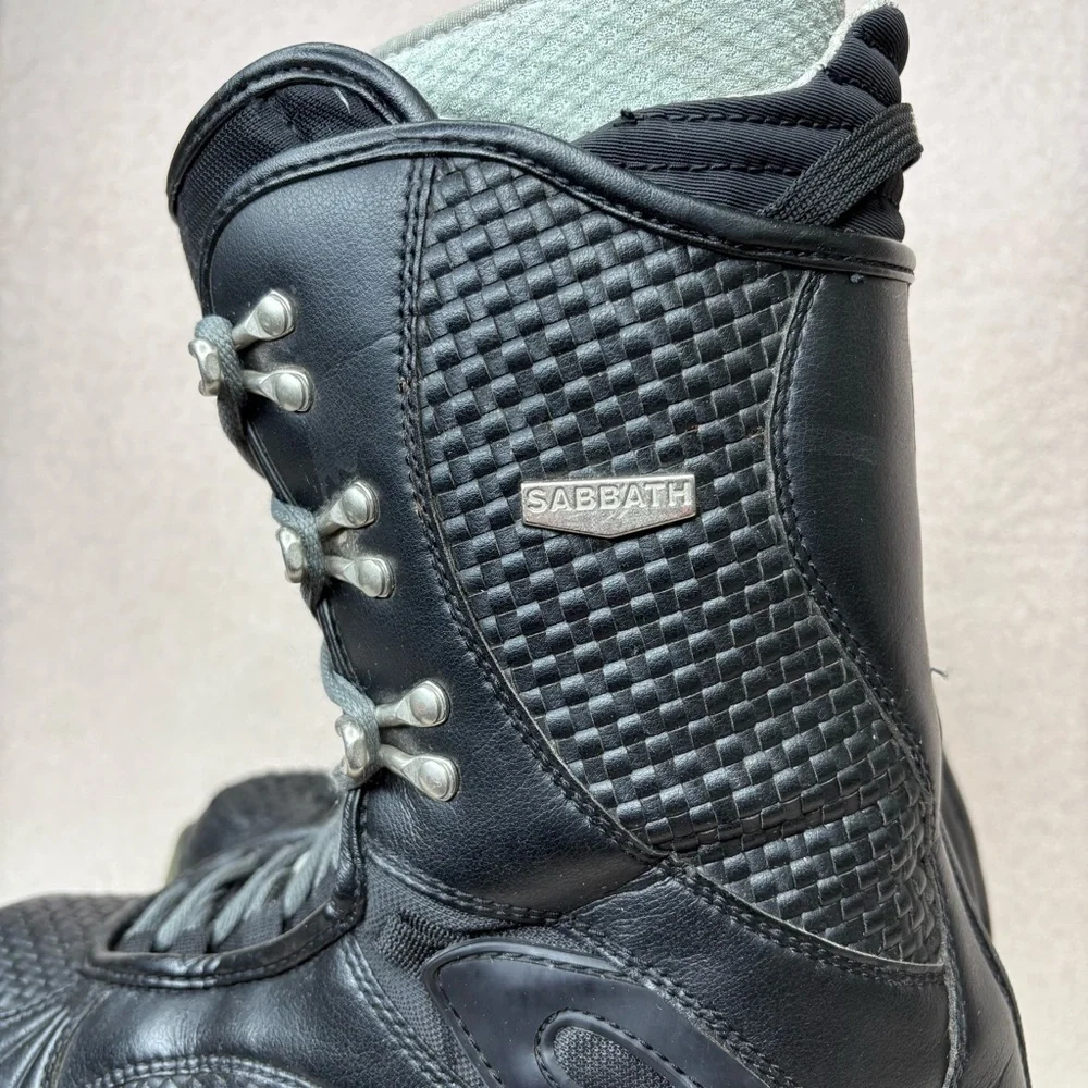Burton Sabbath Black Snowboard Boots Men’s 9 Gray Laces GREAT CONDITION Winter
